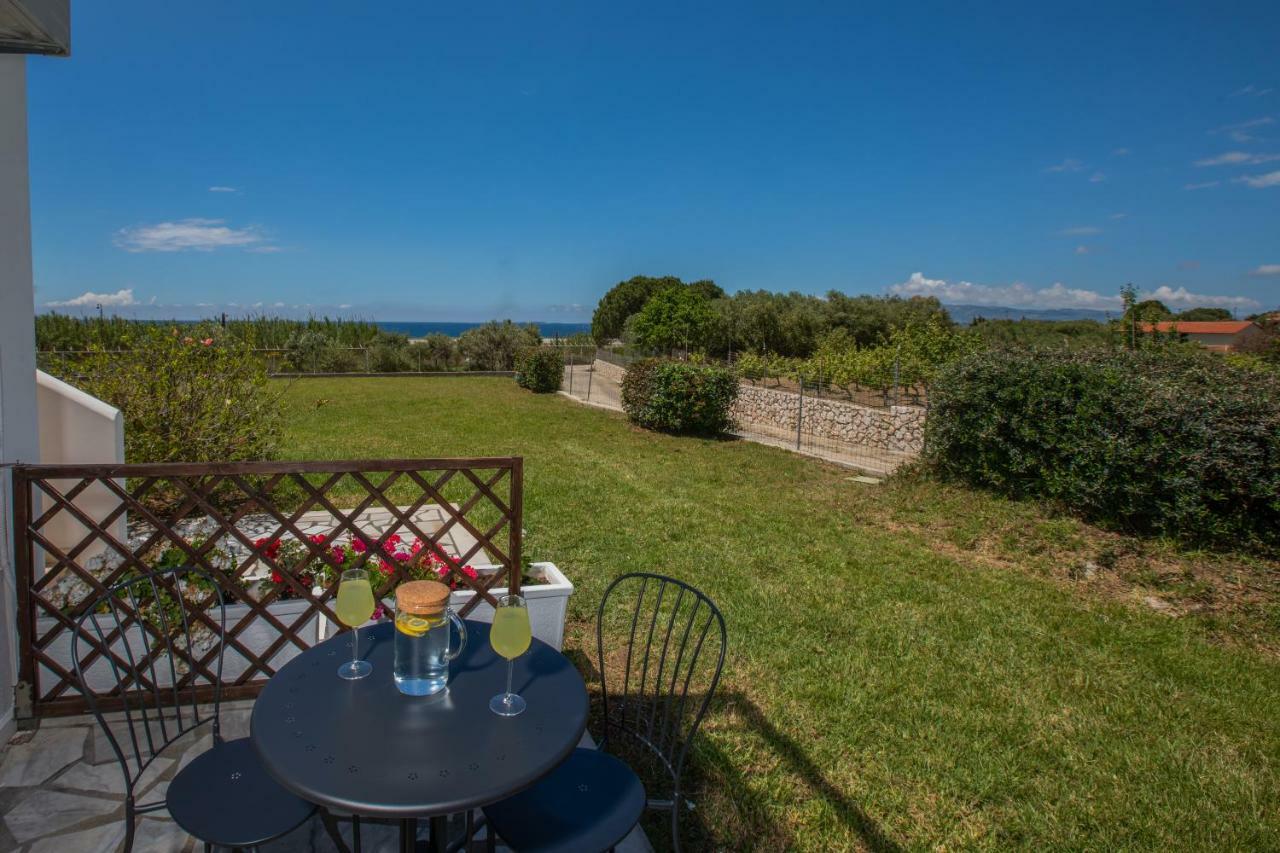 Minia Sea View Studios מראה חיצוני תמונה
